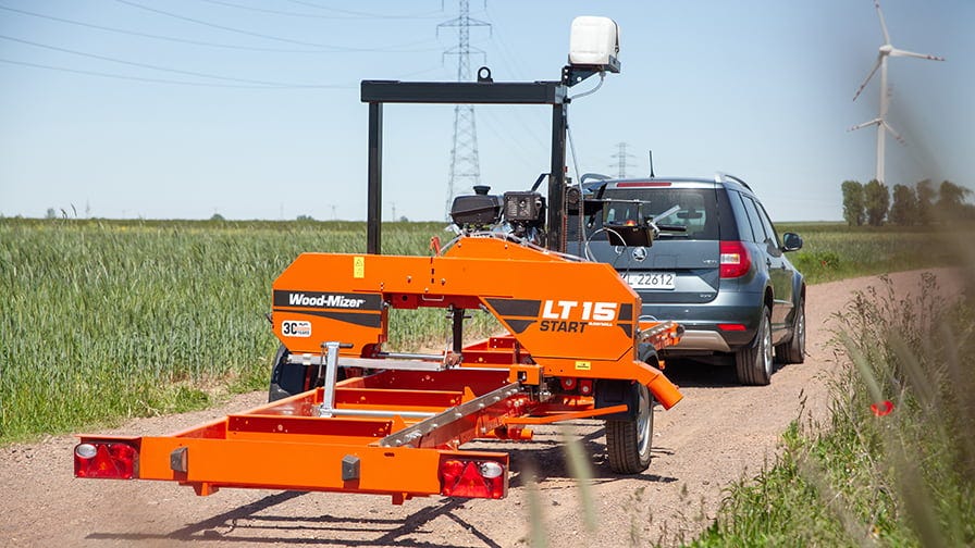 The trailer package of LT15Mobile sawmill includes a light bar